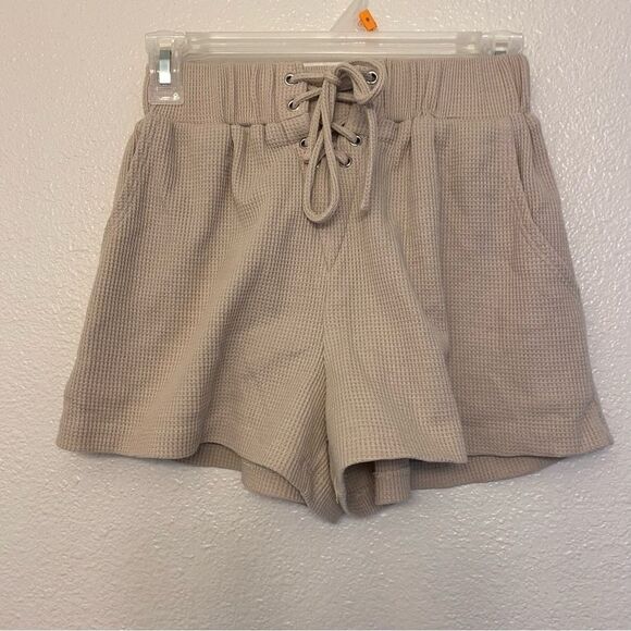 Princess Polly Lovers Lane Shorts waffle knit lace up hi rise tan beige Size 0 - Picture 2 of 9